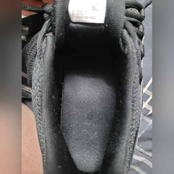 Black and Teal Athletic Sneakers - Picture 6 of 7